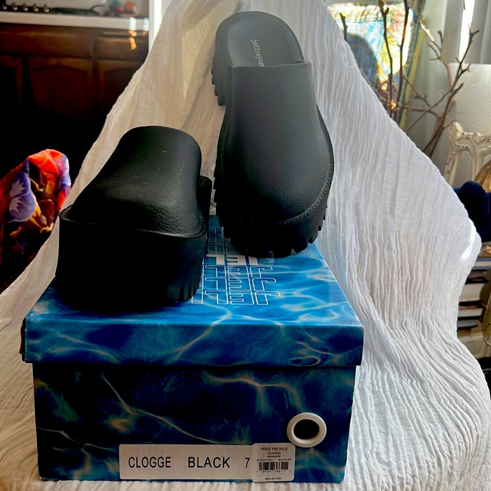 Jeffrey Campbell black clogs